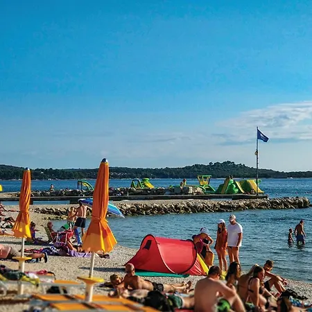 Apartamento With Fireplace 10 *