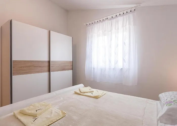 Apartment Vodnjan With Fireplace 10 Apartman *